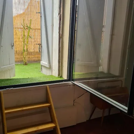 빌라 La Vigneronne Between River And Sea *