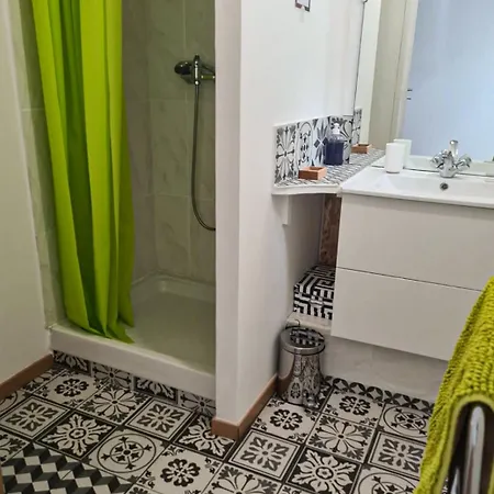 빌라 La Vigneronne Between River And Sea *