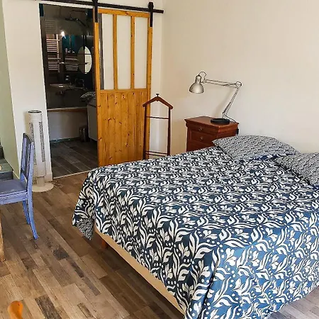 빌라 La Vigneronne Between River And Sea *